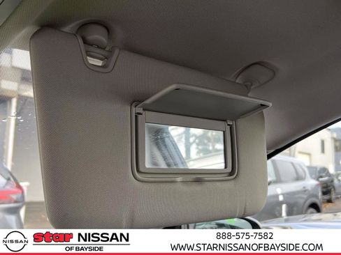 Certified 2020 Nissan Rogue S image 32