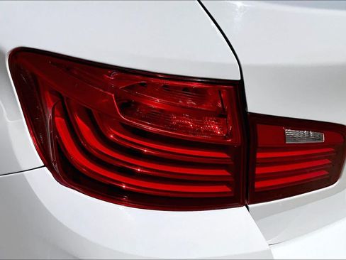 Used 2015 BMW 535i Sedan RWD image 26