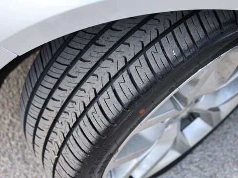 Used 2019 Chevrolet Impala Premier image 24