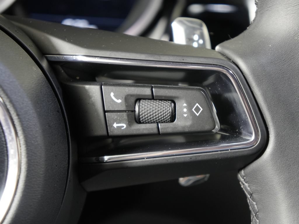 Certified 2026 Porsche Macan S AWD/4WD image 27