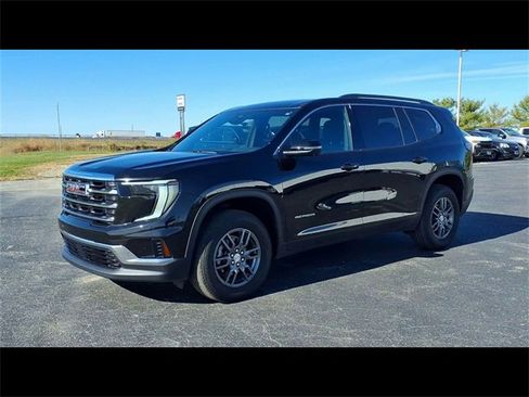 Used 2025 GMC Acadia Elevation image 4