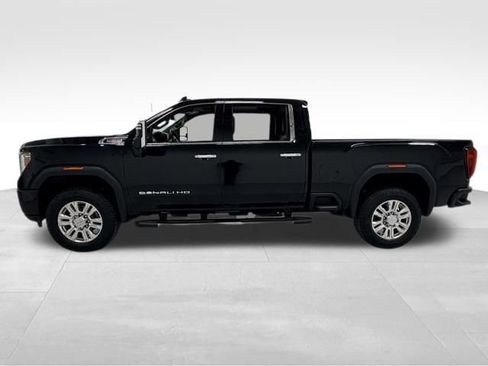Certified 2023 GMC Sierra 2500 Denali image 3