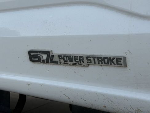 Used 2025 Ford F250 XLT w/ FX4 Off-Road Package AWD/4WD image 8