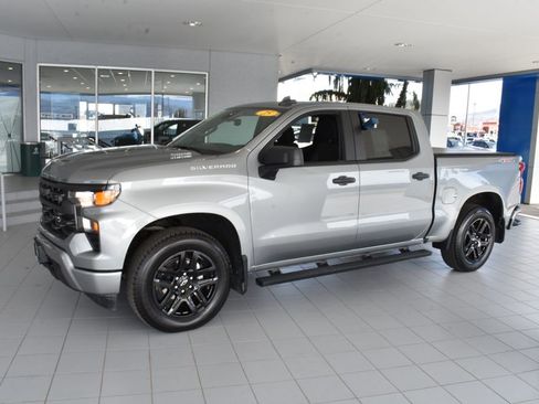 Certified 2025 Chevrolet Silverado 1500 Custom image 11