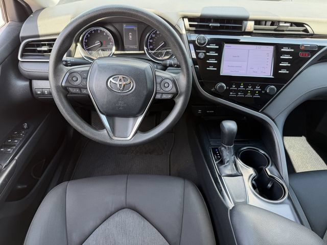 Used 2019 Toyota Camry LE FWD image 11