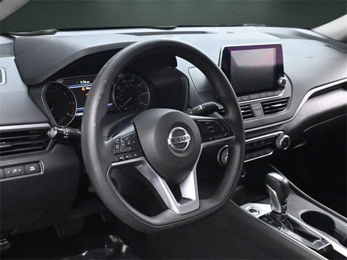Used 2019 Nissan Altima 2.5 S image 23