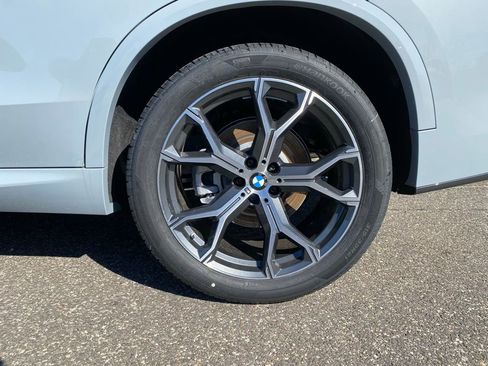 New 2026 BMW X5 xDrive40i image 5
