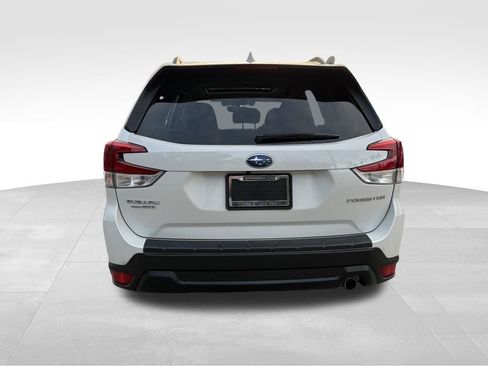 Used 2020 Subaru Forester Limited image 6