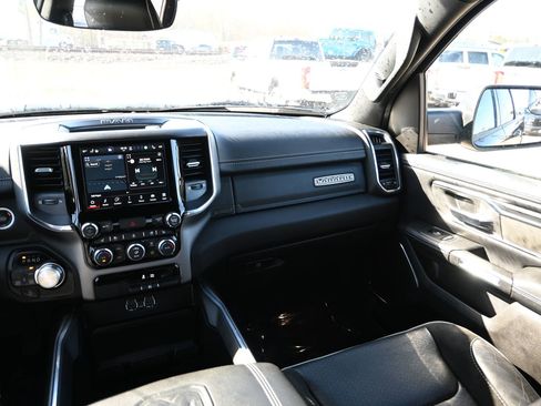 Used 2024 RAM 1500 Laramie image 18