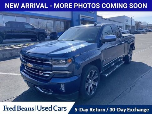 Used 2017 Chevrolet Silverado 1500 LTZ Z71 w/ LTZ Plus Package image 3