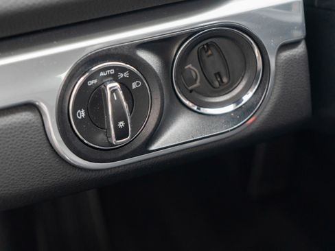 Used 2016 Porsche Cayman RWD image 15