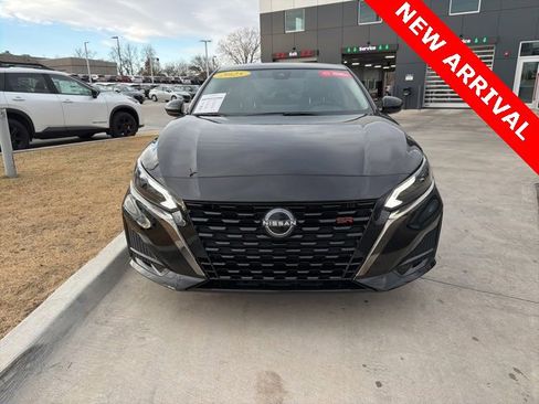 Certified 2025 Nissan Altima 2.5 SR w/ SR Premium Package image 2