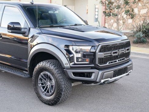 Used 2020 Ford F150 Raptor w/ Equipment Group 802A Luxury image 12