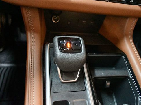Used 2024 Nissan Pathfinder Platinum FWD image 62