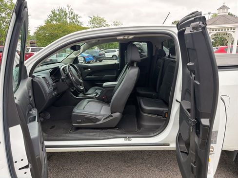 Used 2020 Chevrolet Colorado Z71 AWD/4WD image 11