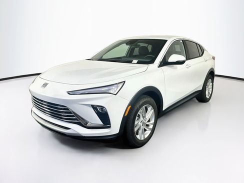 Used 2026 Buick Envista Preferred FWD image 3