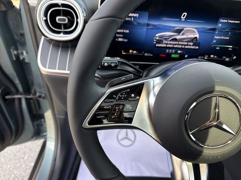 New 2025 Mercedes-Benz GLC 350e 4MATIC image 26