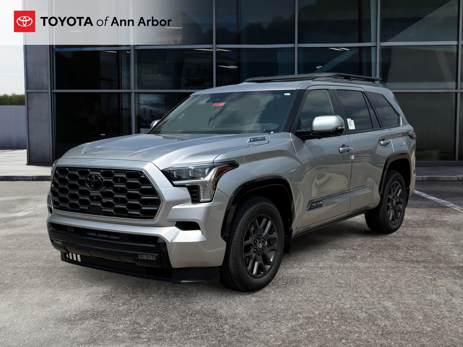 Used 2025 Toyota Sequoia Platinum AWD/4WD image 9