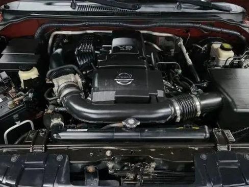 Used 2014 Nissan Frontier SV image 43