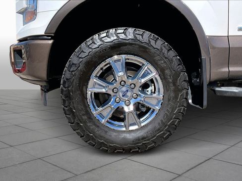 Used 2017 Ford F150 Lariat image 11