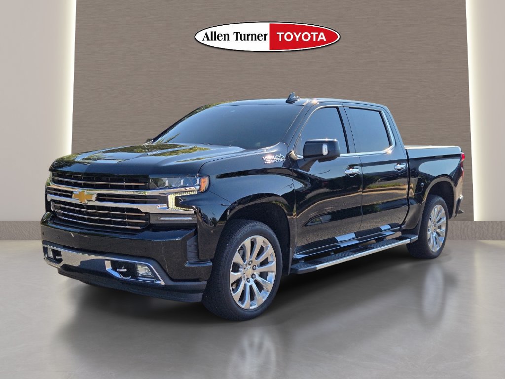 Used 2021 Chevrolet Silverado 1500 High Country w/ Technology Package AWD/4WD image 3