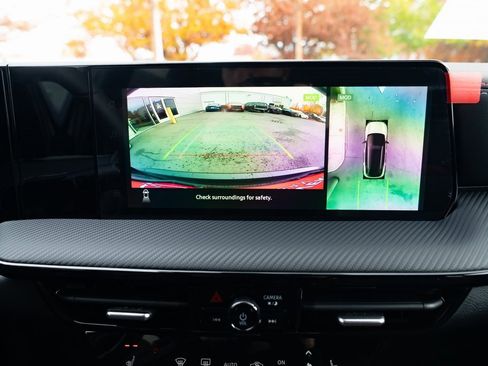 New 2026 Nissan Kicks SR image 15