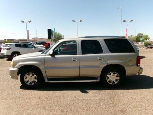 Used 2005 Cadillac Escalade 2WD image 15