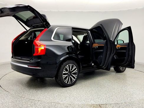 Used 2025 Volvo XC90 T8 Plus w/ Protection Package Premier image 11