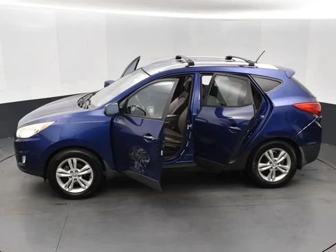 Used 2011 Hyundai Tucson GLS FWD image 7