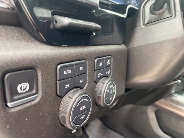Used 2025 Chevrolet Silverado 2500 LTZ w/ LTZ Premium Texas Edition AWD/4WD image 31