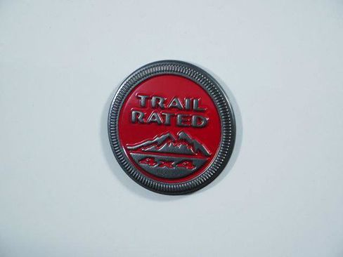 Certified 2023 Jeep Compass Trailhawk AWD/4WD image 9