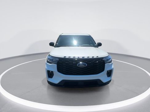 New 2026 Ford Explorer ST-Line AWD/4WD image 4