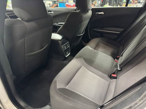 Used 2022 Dodge Charger SXT image 15