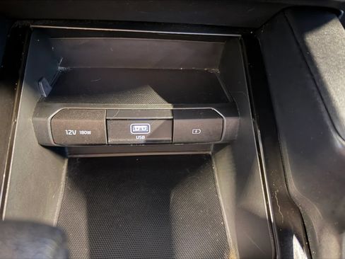 Used 2020 Kia Telluride LX AWD/4WD image 21