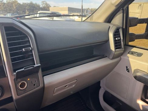 Used 2022 Ford F550 2WD Crew Cab Super Duty w/ Power Equipment Group image 36