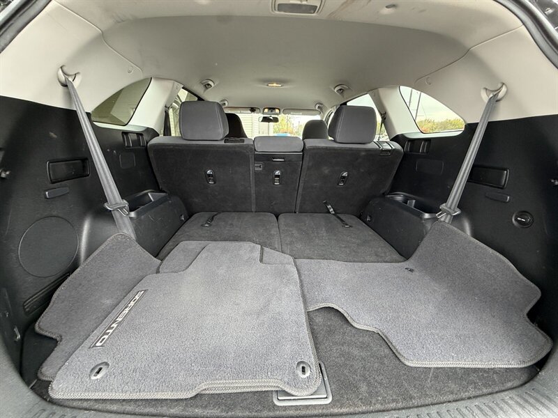 Used 2019 Kia Sorento AWD V6 image 14