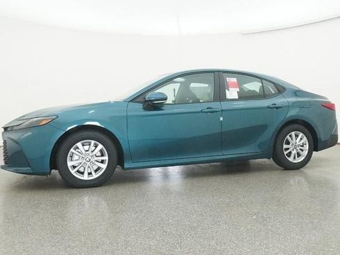 New 2026 Toyota Camry LE image 18