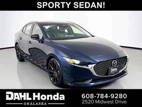 Used 2024 MAZDA MAZDA3 s FWD image 1