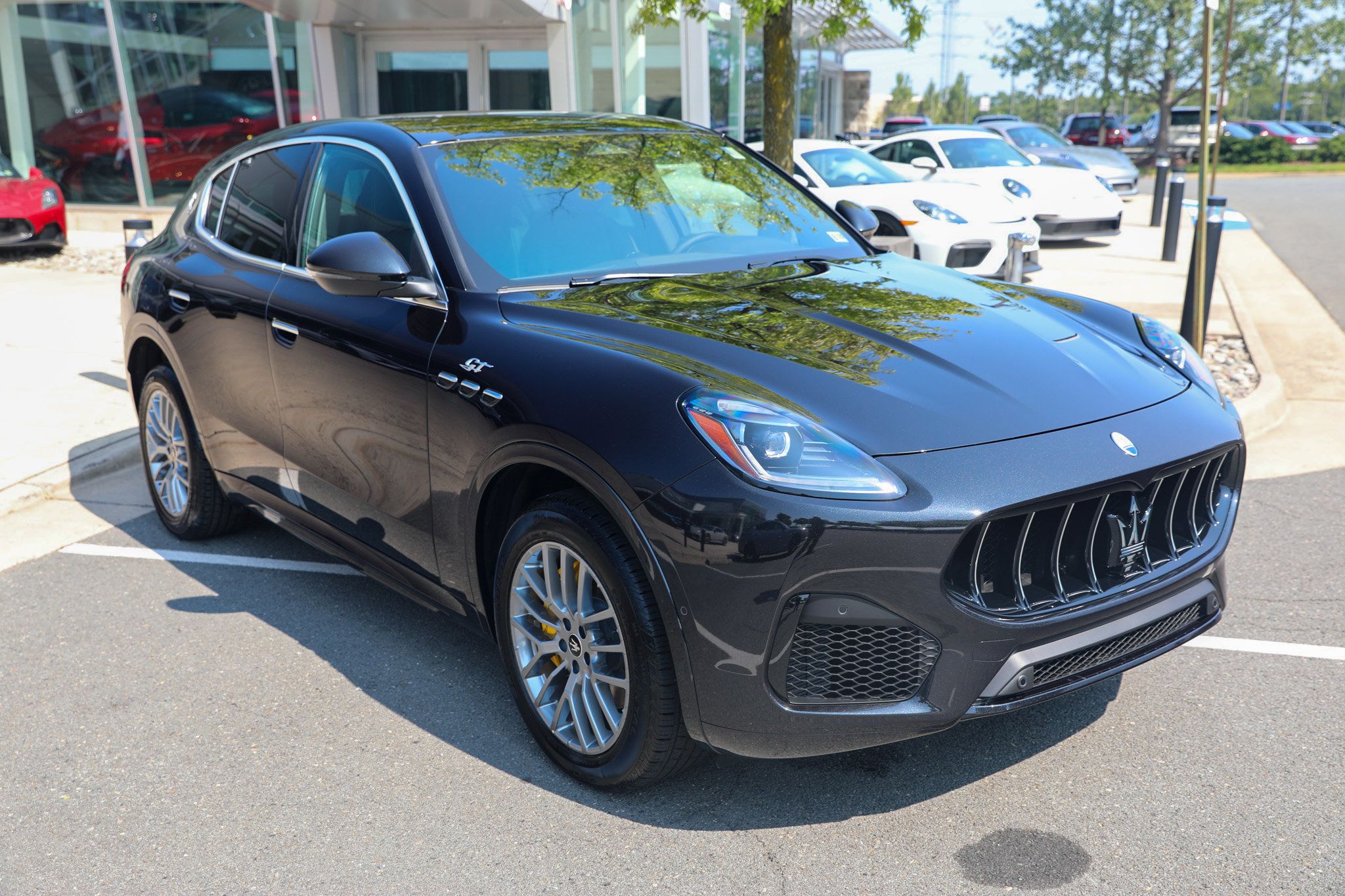 Used 2024 Maserati Grecale Modena AWD/4WD image 3