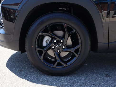 New 2026 Chevrolet Trax LT w/ Driver Confidence Package FWD image 24