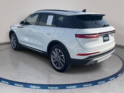 Used 2026 Lincoln Corsair Premiere image 6