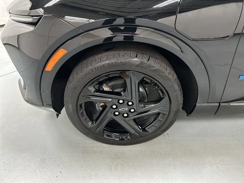 Used 2024 Chevrolet Equinox EV RS AWD/4WD image 19