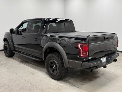 Used 2017 Ford F150 Raptor w/ Equipment Group 802A Luxury AWD/4WD image 9