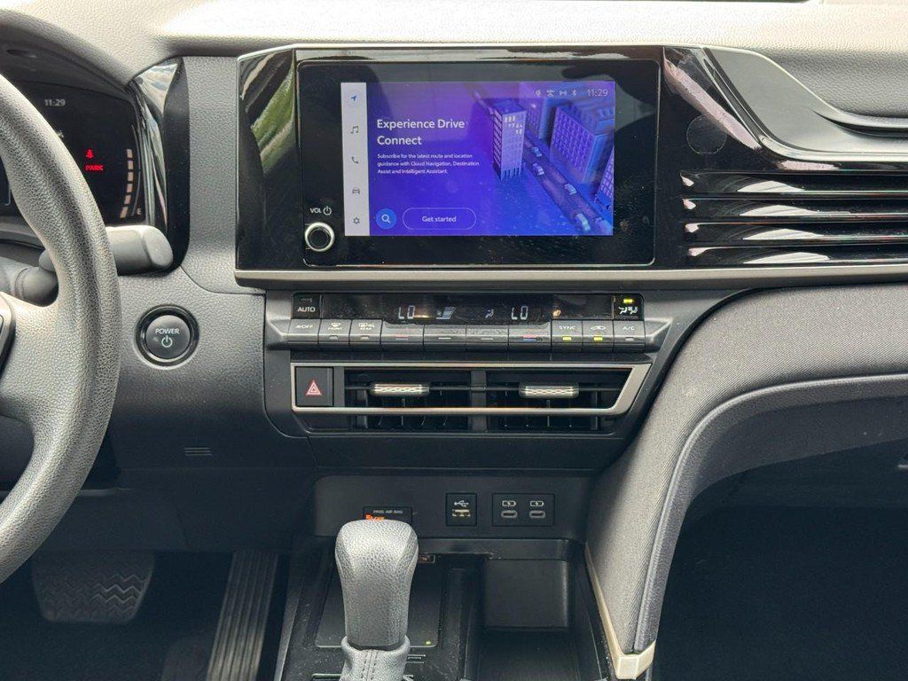 Used 2025 Toyota Camry LE FWD image 15