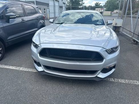 Used 2016 Ford Mustang GT Premium w/ Equipment Group 401A RWD image 2