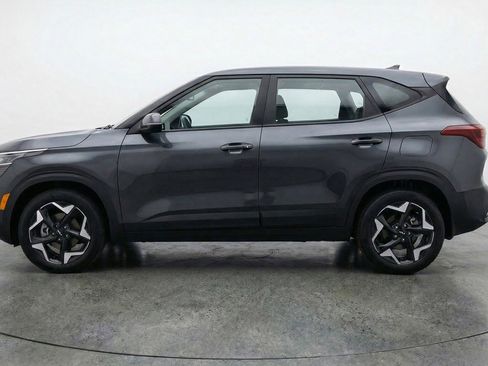 Used 2025 Kia Seltos S FWD image 4