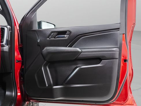 Used 2024 GMC Canyon Elevation w/ Convenience Package AWD/4WD image 33