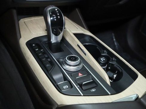 Used 2018 Maserati Levante S GranLusso image 28