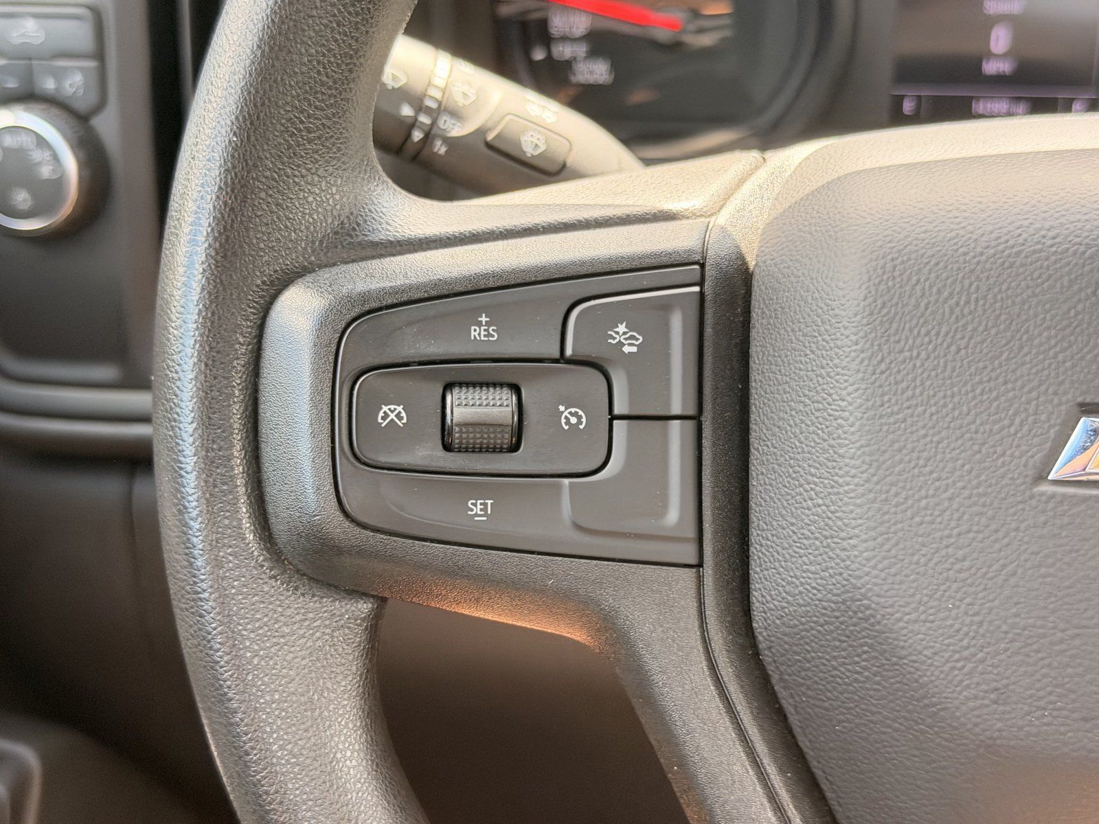 Used 2025 Chevrolet Silverado 1500 W/T RWD image 19