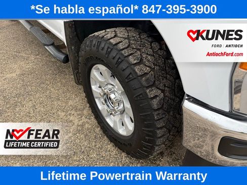 Used 2023 Ford F250 XLT w/ FX4 Off-Road Package image 13